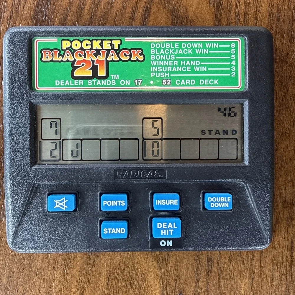 Vintage RADICA Blackjack 21 Pocket‎ Handheld Electronic Game Model 1350 Works